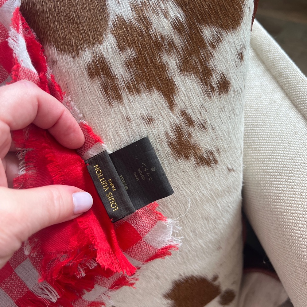 Louis Vuitton Red Checkered Scarf - Picture 8 of 12
